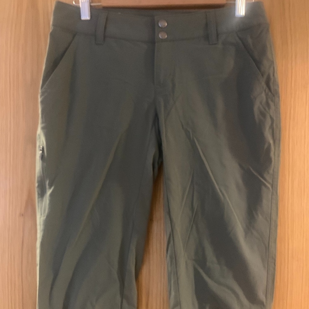 Olive Green Coumbia Women's Waterproof Capris